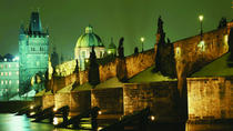 Dîner-croisière de 3 heures sur la Vltava à Prague Dîner-croisière de 3 heures sur la Vltava à Prague