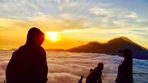 Trek au mont Batur au lever du soleil Trek au mont Batur au lever du soleil