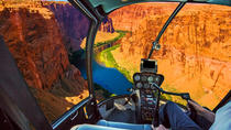 Excursion en autocar à l'ouest du Grand Canyon au départ de Las Vegas avec vol en hélicoptère et promenade en bateau Excursion en autocar à l'ouest du Grand Canyon au départ de Las Vegas avec vol en hélicoptère et promenade en bateau