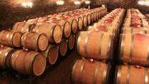 Visite guidée d'une journée avec dégustation de vins divins en petit groupe en Bourgogne au départ de Beaune Visite guidée d'une journée avec dégustation de vins divins en petit groupe en Bourgogne au départ de Beaune
