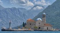 Excursion d'une journée à la baie de Kotor au départ de Dubrovnik avec promenade en bateau vers Notre-Dame-du-Rocher Excursion d'une journée à la baie de Kotor au départ de Dubrovnik avec promenade en bateau vers Notre-Dame-du-Rocher