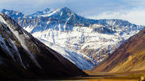Excursion d'une journée à Cajon del Maipo Embalse El Yeso Excursion d'une journée à Cajon del Maipo Embalse El Yeso