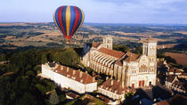 Passeio de balão de ar quente para Borgonha saindo de Vezelay, Burgundy e Dijon