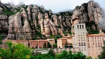 Barcelona Super Saver: Endagstur til Montserrat og Gaudi-tur i Barcelona Barcelona Super Saver: Endagstur til Montserrat og Gaudi-tur i Barcelona
