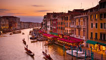 Serenata en góndola en Venecia Serenata en góndola en Venecia