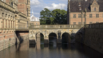 Excursion d'une journée dans la Zélande-du-Nord avec visite du château de Frederiksborg au départ de Copenhague Excursion d'une journée dans la Zélande-du-Nord avec visite du château de Frederiksborg au départ de Copenhague