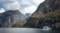 Eintägige Bootstour ab Manapouri – Die Wildnis des Doubtful Sound Eintägige Bootstour ab Manapouri – Die Wildnis des Doubtful Sound