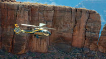 Tour supereconomico di Las Vegas: giro in elicottero sul Grand Canyon Tour supereconomico di Las Vegas: giro in elicottero sul Grand Canyon