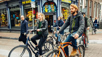Visite privée d'Amsterdam en vélo avec un guide local Visite privée d'Amsterdam en vélo avec un guide local
