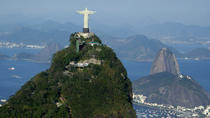 Rio de Janeiro Supereconômico: cruzeiro na Baía de Guanabara com almoço com churrasco e o Cristo&nbsp;...&nbsp;