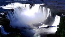 Vuelo panorámico en helicóptero sobre las cataratas de Iguazú Vuelo panorámico en helicóptero sobre las cataratas de Iguazú