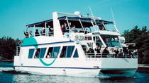 Croisière touristique de 90 minutes dans les Mille-Îles Croisière touristique de 90 minutes dans les Mille-Îles
