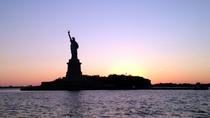 Crucero para ver las luces del puerto de la ciudad de Nueva York Crucero para ver las luces del puerto de la ciudad de Nueva York