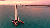 Sortie en catamaran au coucher du soleil à Bora-Bora Sortie en catamaran au coucher du soleil à Bora-Bora