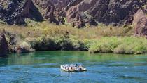 Rafting por el cañón Negro del río Colorado Rafting por el cañón Negro del río Colorado