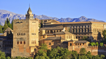 Recorrido de 3 noches por los lugares más destacados de Andalucía desde Sevilla, incluidas Granada y Córdoba Recorrido de 3 noches por los lugares más destacados de Andalucía desde Sevilla, incluidas Granada y Córdoba