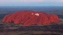 Excursión a Uluru y Kata Tjuta en helicóptero desde Ayers Rock Excursión a Uluru y Kata Tjuta en helicóptero desde Ayers Rock
