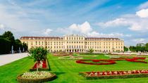 Spring køen over: Guidet tur på Schönbrunn-slottet og historisk byrundtur i Wien Spring køen over: Guidet tur på Schönbrunn-slottet og historisk byrundtur i Wien