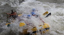White Water Rafting-Abenteuer Klasse III und IV auf oberem Balsa River White Water Rafting-Abenteuer Klasse III und IV auf oberem Balsa River