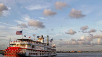 Viator VIP: Steamboat Natchez-middagssejlads med privat båd og besøg i maskinrum Viator VIP: Steamboat Natchez-middagssejlads med privat båd og besøg i maskinrum