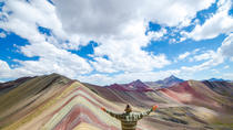 2-tägige Wanderung zum Regenbogen-Berg ab Cusco 2-tägige Wanderung zum Regenbogen-Berg ab Cusco