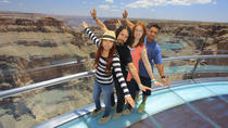 Excursão diurna de Las Vegas para o Grand Canyon West Rim e a represa Hoover com Skywalk opcional