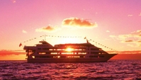 Crucero con cena de San Valentín en Oahu Crucero con cena de San Valentín en Oahu