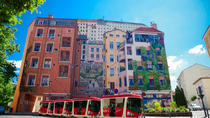 Visite de la ville en tramway de Lyon Croix-Rousse avec audioguide Visite de la ville en tramway de Lyon Croix-Rousse avec audioguide