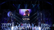 Vegas Night Out: Michael Jackson One par le Cirque du Soleil® et dîner au Mandalay Bay Vegas Night Out: Michael Jackson One par le Cirque du Soleil® et dîner au Mandalay Bay