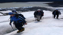 Caminata por el glaciar de Mendenhal Caminata por el glaciar de Mendenhal