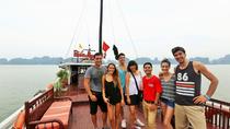 Excursión de aventura para grupos pequeños por la Bahía de Halong con crucero desde Hanói Excursión de aventura para grupos pequeños por la Bahía de Halong con crucero desde Hanói