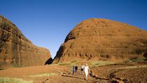 Tour in kleiner Gruppe zu Kata Tjuta Tour in kleiner Gruppe zu Kata Tjuta