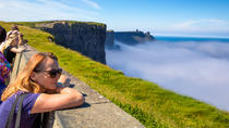 Cliffs of Moher: Premiumtour von Dublin mit Höhlen von Ailwee Cliffs of Moher: Premiumtour von Dublin mit Höhlen von Ailwee