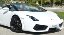 Experiência com carro desportivo Lamborghini saindo de Nice Experiência com carro desportivo Lamborghini saindo de Nice