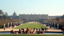 Viator Exclusive: tour alla Reggia di Versailles e alla Corte dei profumi Viator Exclusive: tour alla Reggia di Versailles e alla Corte dei profumi