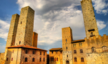 Excursion d'une journée en petit groupe à San Gimignano et Volterra au départ de Sienne Excursion d'une journée en petit groupe à San Gimignano et Volterra au départ de Sienne
