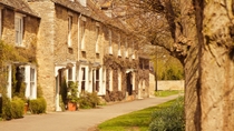 Excursión de 2 días de lo mejor del sur de Inglaterra: Oxford, Stonehenge, Windsor y Bath, además de los lugares de rodaje de Excursión de 2 días de lo mejor del sur de Inglaterra: Oxford, Stonehenge, Windsor y Bath, además de los lugares de rodaje de