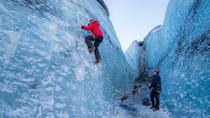 Dagstur fra Reykjavik: Gletsjervandrings- og isklatringseventyr i lille gruppe på Solheimajokull-gletsjeren Dagstur fra Reykjavik: Gletsjervandrings- og isklatringseventyr i lille gruppe på Solheimajokull-gletsjeren