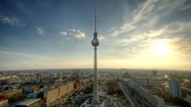 Evite las colas: Torre de TV de Berlín con desayuno con champán Evite las colas: Torre de TV de Berlín con desayuno con champán