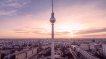 Keine Warteschlangen: Eintrittskarte Fenstertisch im Restaurant im Berliner Fernsehturm Keine Warteschlangen: Eintrittskarte Fenstertisch im Restaurant im Berliner Fernsehturm