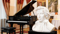 Concerto di pianoforte con musiche di Chopin al Palazzo Bonerowski a Cracovia Concerto di pianoforte con musiche di Chopin al Palazzo Bonerowski a Cracovia