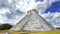 Cancun supereconômico: Excursões com acesso antecipado exclusivo para Chichen Itza e Coba conduzidas por um arqueólogo Cancun supereconômico: Excursões com acesso antecipado exclusivo para Chichen Itza e Coba conduzidas por um arqueólogo
