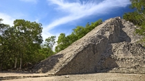 Exclusivo da Viator: Excursão com Acesso Antecipado às Ruínas de Coba com um Arqueólogo e Mergulho em Cenote, saindo de Cancun Exclusivo da Viator: Excursão com Acesso Antecipado às Ruínas de Coba com um Arqueólogo e Mergulho em Cenote, saindo de Cancun