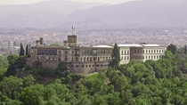 Exclusivo de Viator: entrada a primera hora al Castillo de Chapultepec y al Museo Nacional de Antropología de Ciudad de México Exclusivo de Viator: entrada a primera hora al Castillo de Chapultepec y al Museo Nacional de Antropología de Ciudad de México