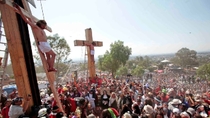 Obra de la Pasión del Viernes Santo de Iztapalapa desde Ciudad de México Obra de la Pasión del Viernes Santo de Iztapalapa desde Ciudad de México