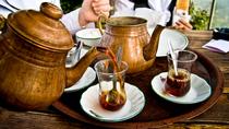 Mangia come la gente del posto: tour gastronomico e culturale di Istanbul con cena a casa di una famiglia locale Mangia come la gente del posto: tour gastronomico e culturale di Istanbul con cena a casa di una famiglia locale