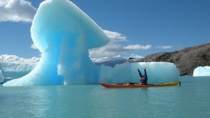 Recorrido en kayak de Upsala desde El Calafate Recorrido en kayak de Upsala desde El Calafate