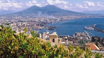 Tour di 7 notti dell'Italia meridionale da Roma: Napoli, Sorrento e costiera amalfitana Tour di 7 notti dell'Italia meridionale da Roma: Napoli, Sorrento e costiera amalfitana