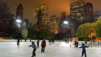 Patinação no gelo no Central Park no Wollman Rink, Cidade de Nova York