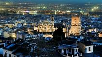Excursión a pie de noche por Granada con tapas: Albaicín y Sacromonte Excursión a pie de noche por Granada con tapas: Albaicín y Sacromonte